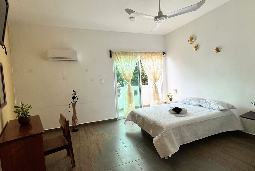 Superior Doble con Vista al Mar & Balcón